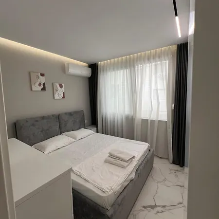 Dorian Seven 아파트 *