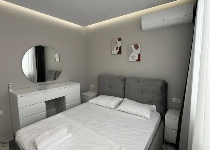 Dorian Seven * Durrës